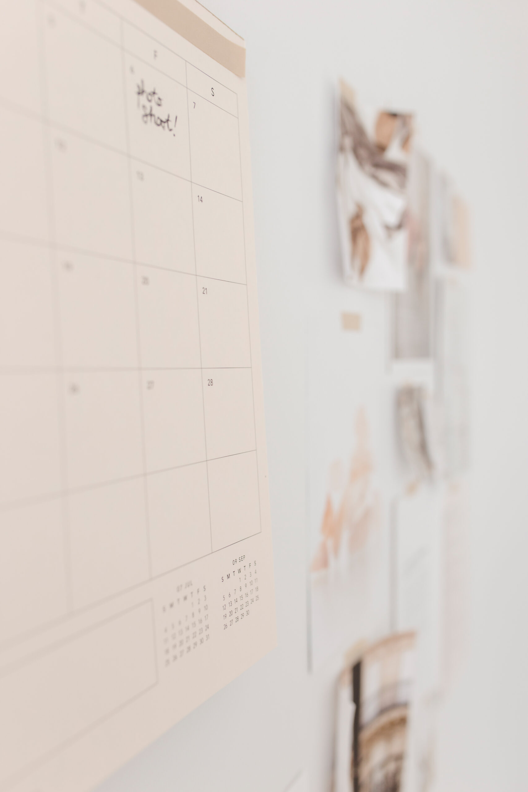 desktop calendar; pinned posts on Instagram